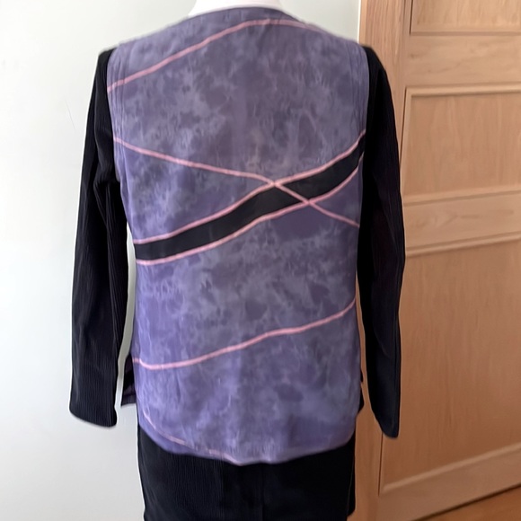 Vintage Y2K Sleeveless Button Down Vest in Purples Pink and Black, Size M - Picture 8 of 14